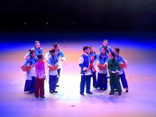 宜昌群文精品展演精彩紛呈，藝術(shù)表演場(chǎng)館管理服務(wù)助力文化盛宴